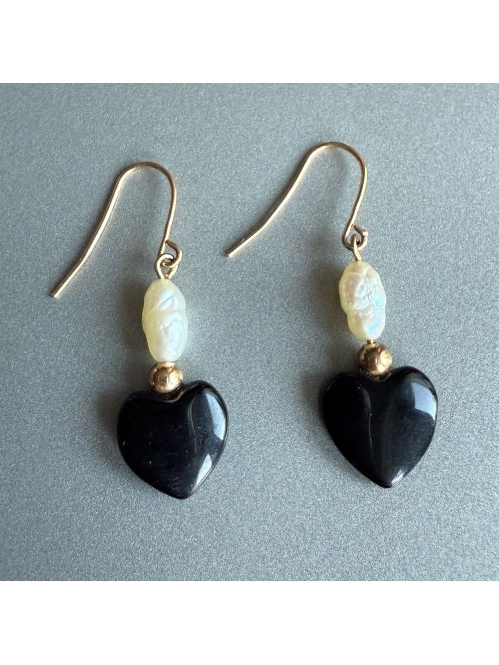 Vintage 14k Gold Onyx Heart And Freshwater Pearl Dangle Hook Earrings